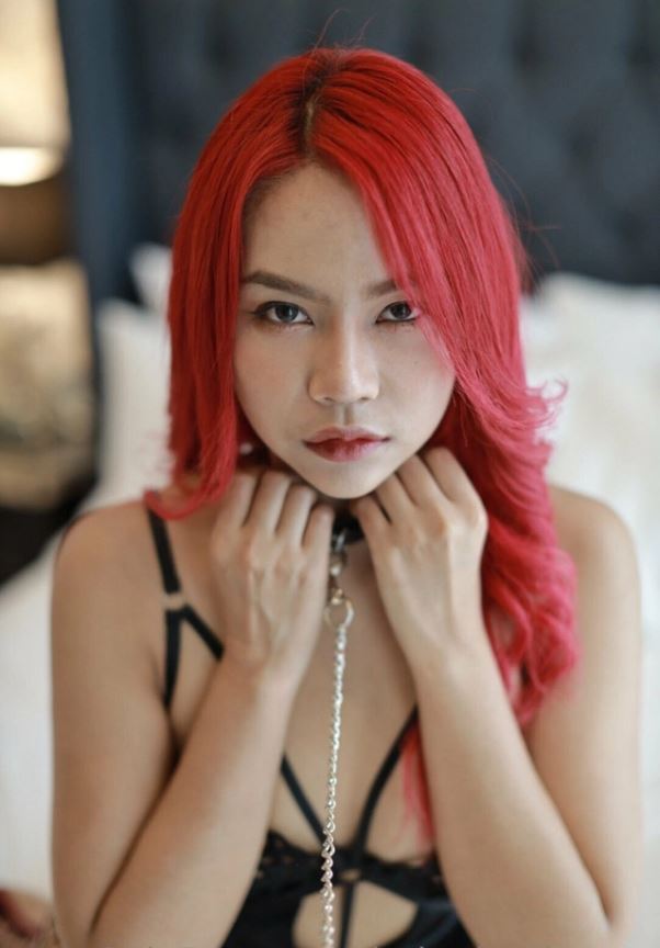 น้องต่ายใส่ชุดเซ็กซี่โชว์หี 2 รูปโป้ชุดนอน