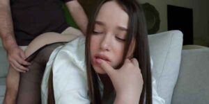 น้องนอนเล่นพี่จับเย็ด